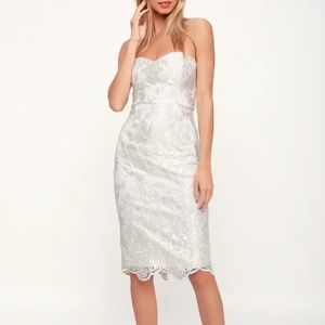 What a Knockout White Embroidered Strapless Dress
